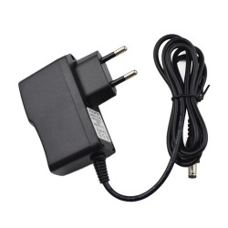 5 Volt 1 Amper 5.5mm x 2.5mm / 2.1mm Uçlu 5V 1A Adaptör